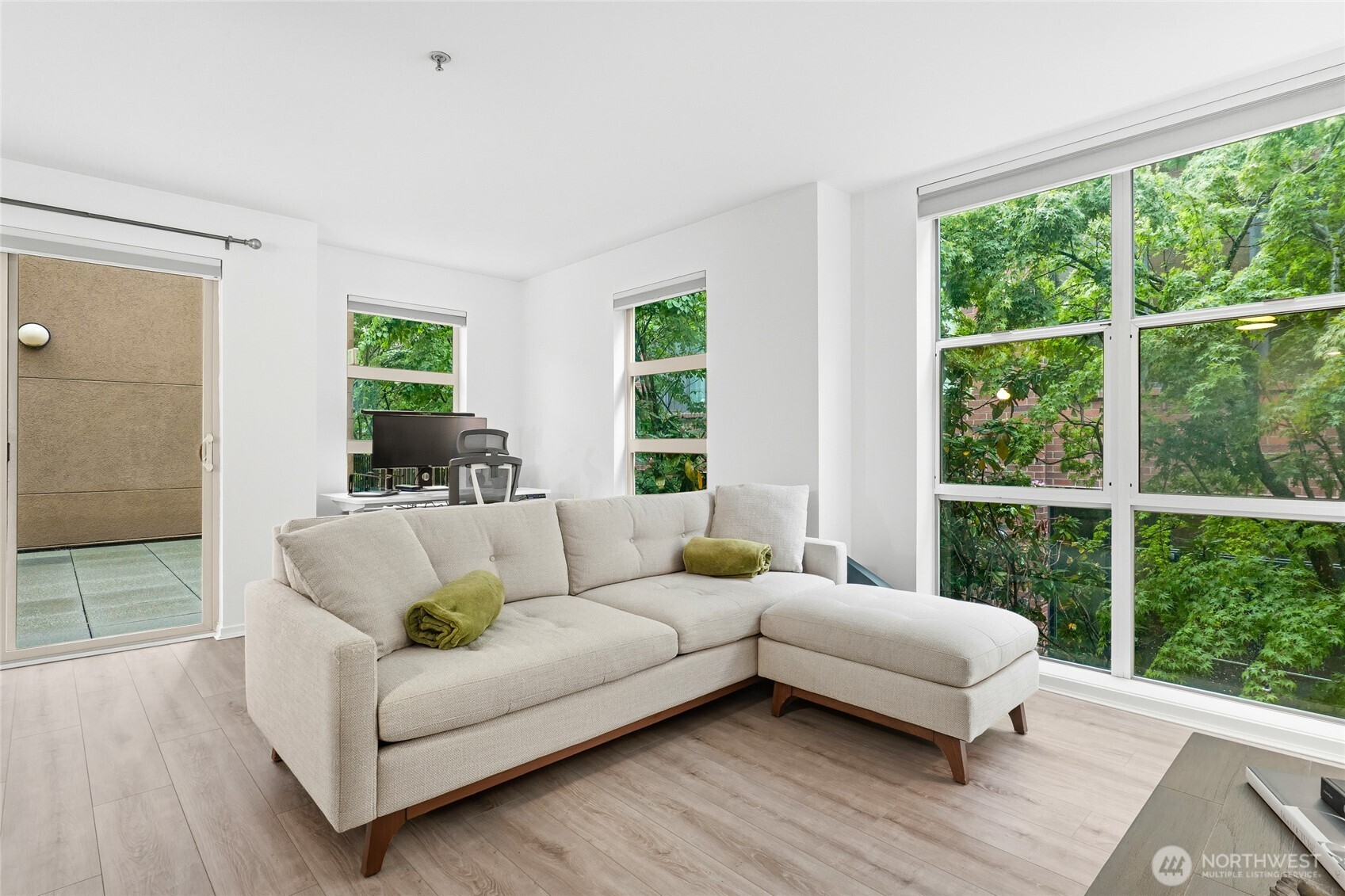 118 107th Avenue #b115 Property Photo 5