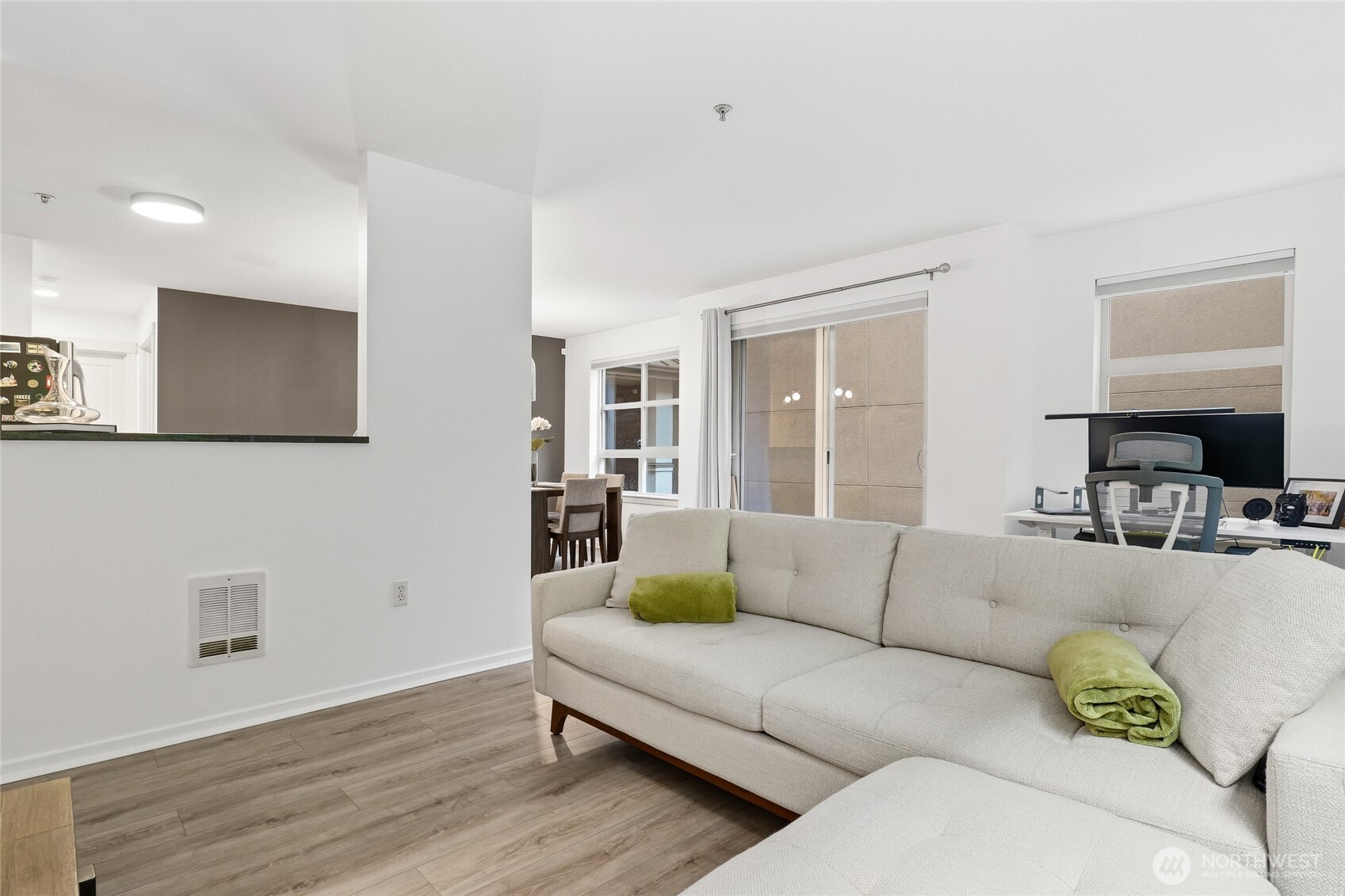 118 107th Avenue #b115 Property Photo 7