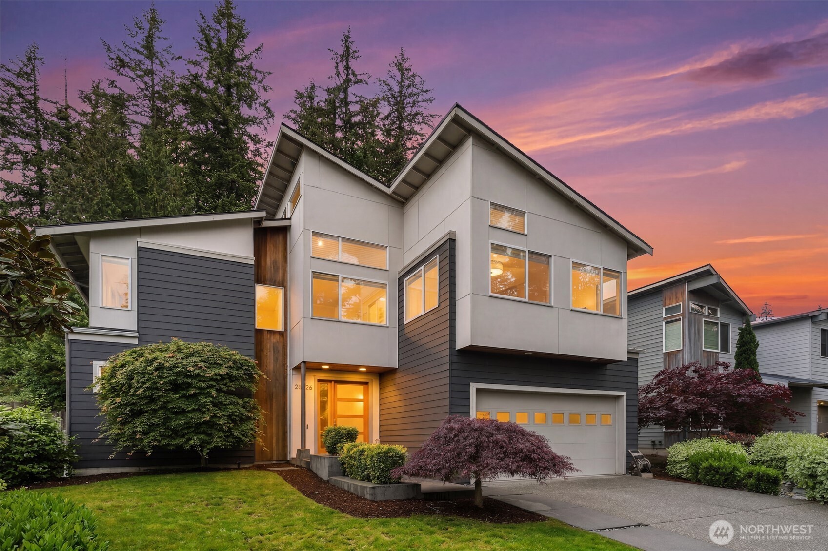 22326 2nd Place Property Photo 1