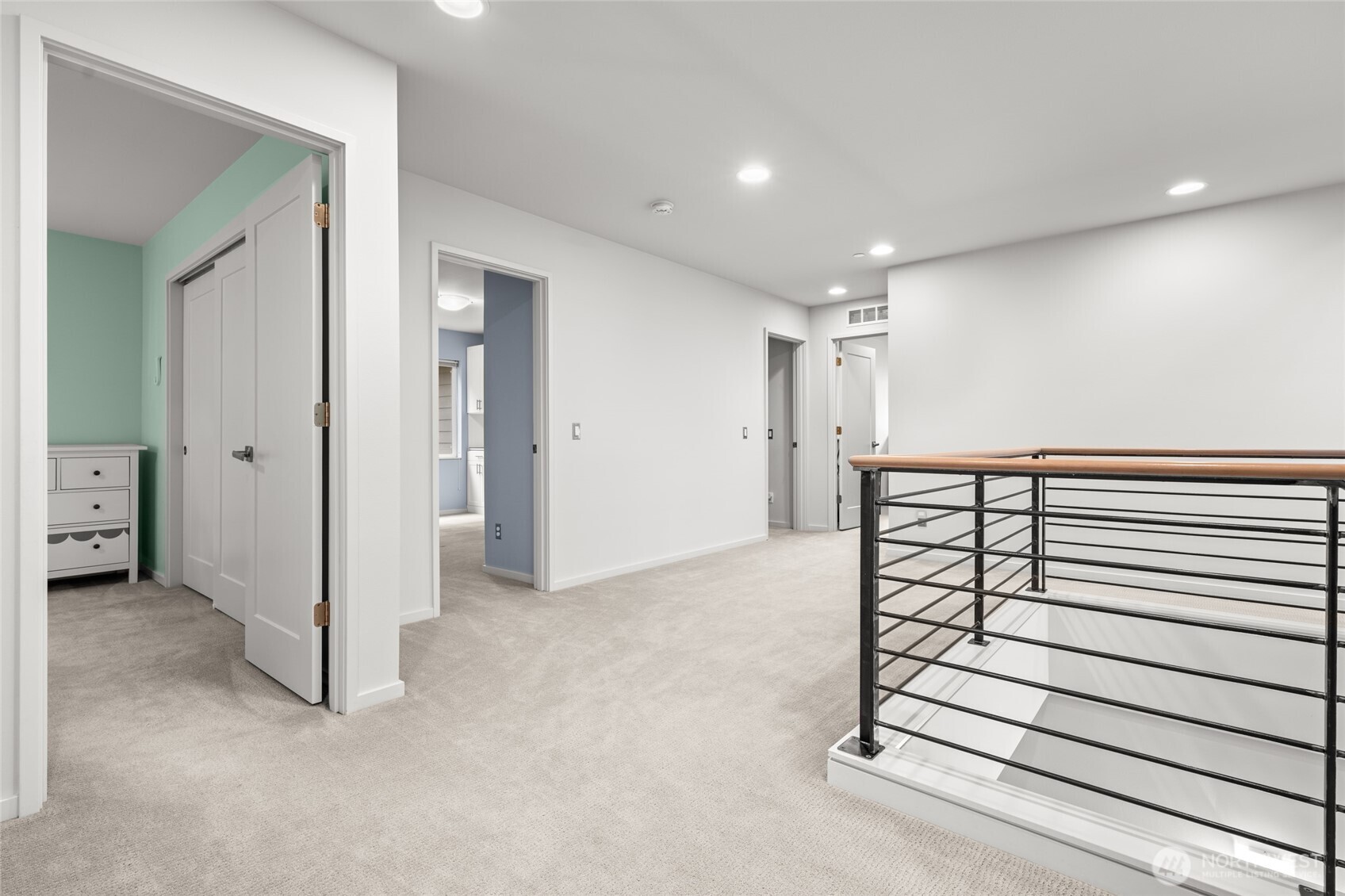 22326 2nd Place Property Photo 22