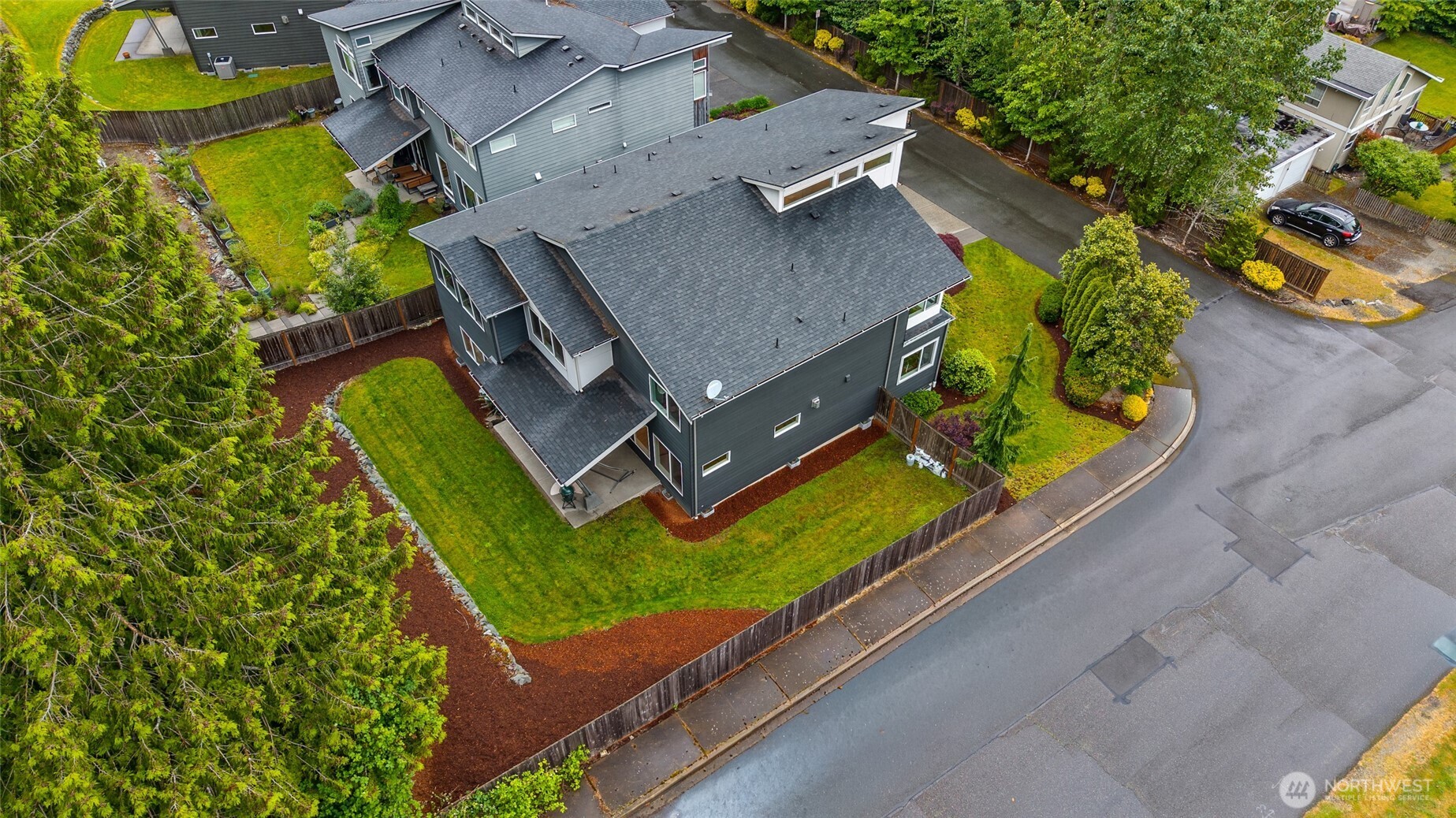22326 2nd Place Property Photo 39