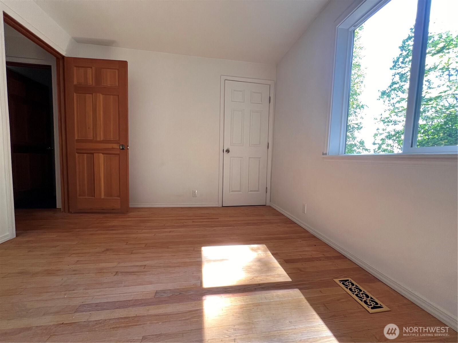 2265 Ne 177 Street Property Photo 15