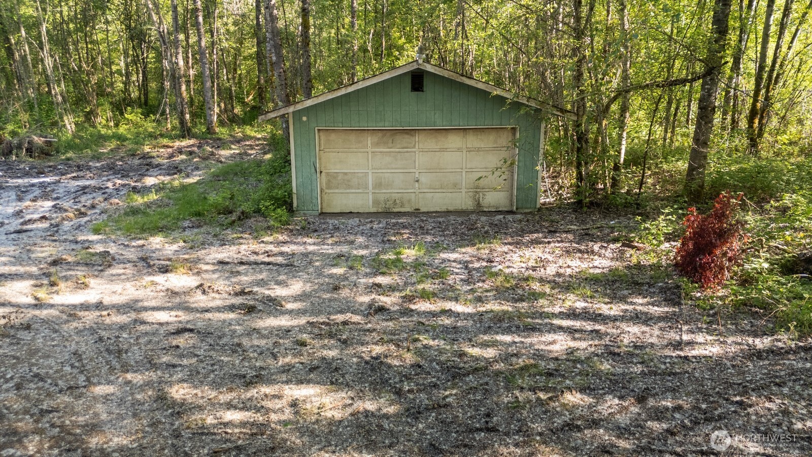 7714 166th Street Property Photo 6