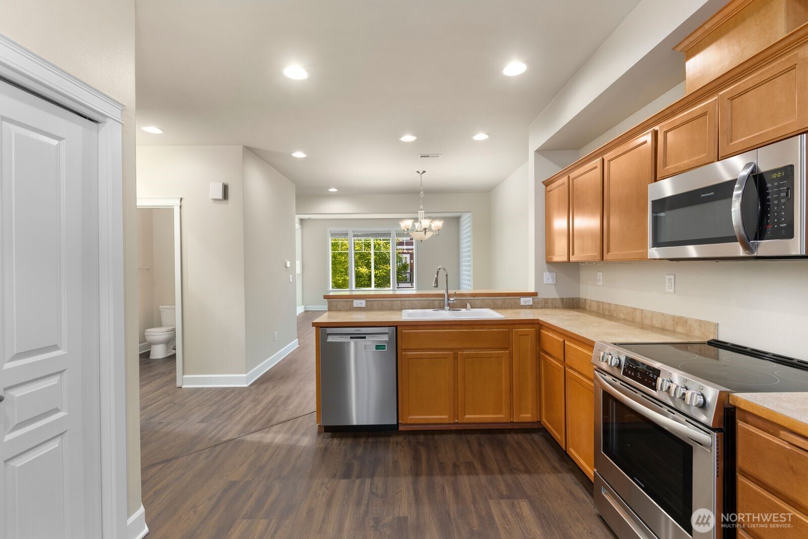 129 Spruce Street Property Photo 11