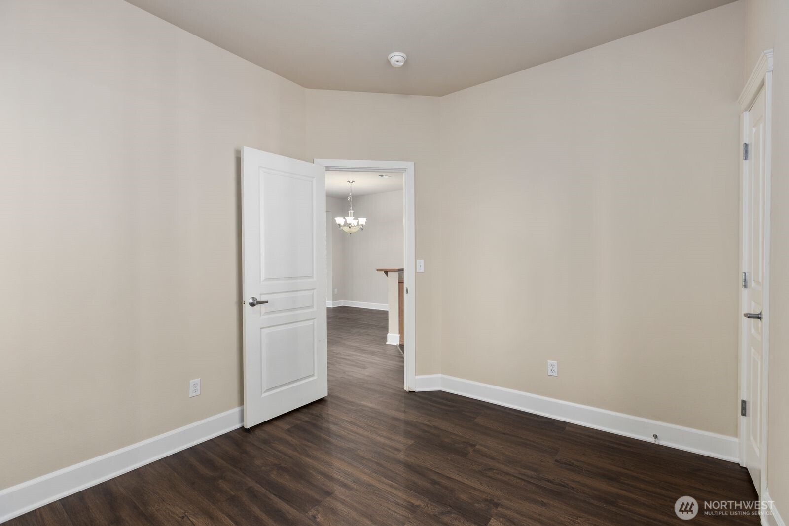 129 Spruce Street Property Photo 16