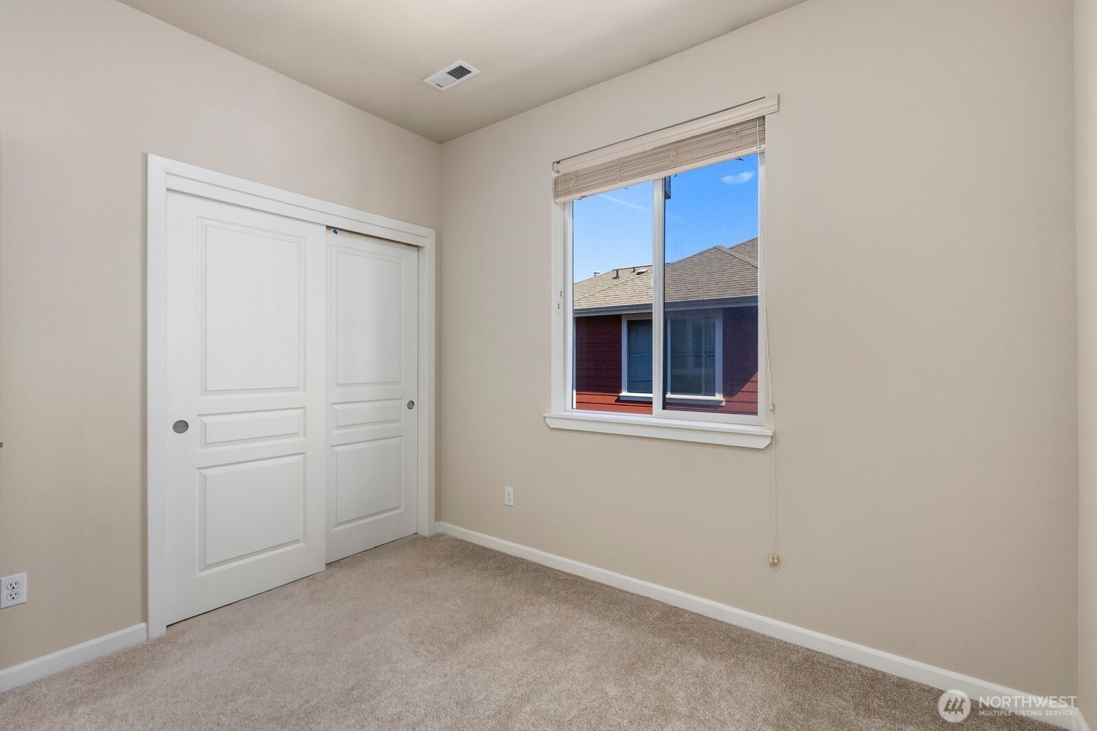 129 Spruce Street Property Photo 23