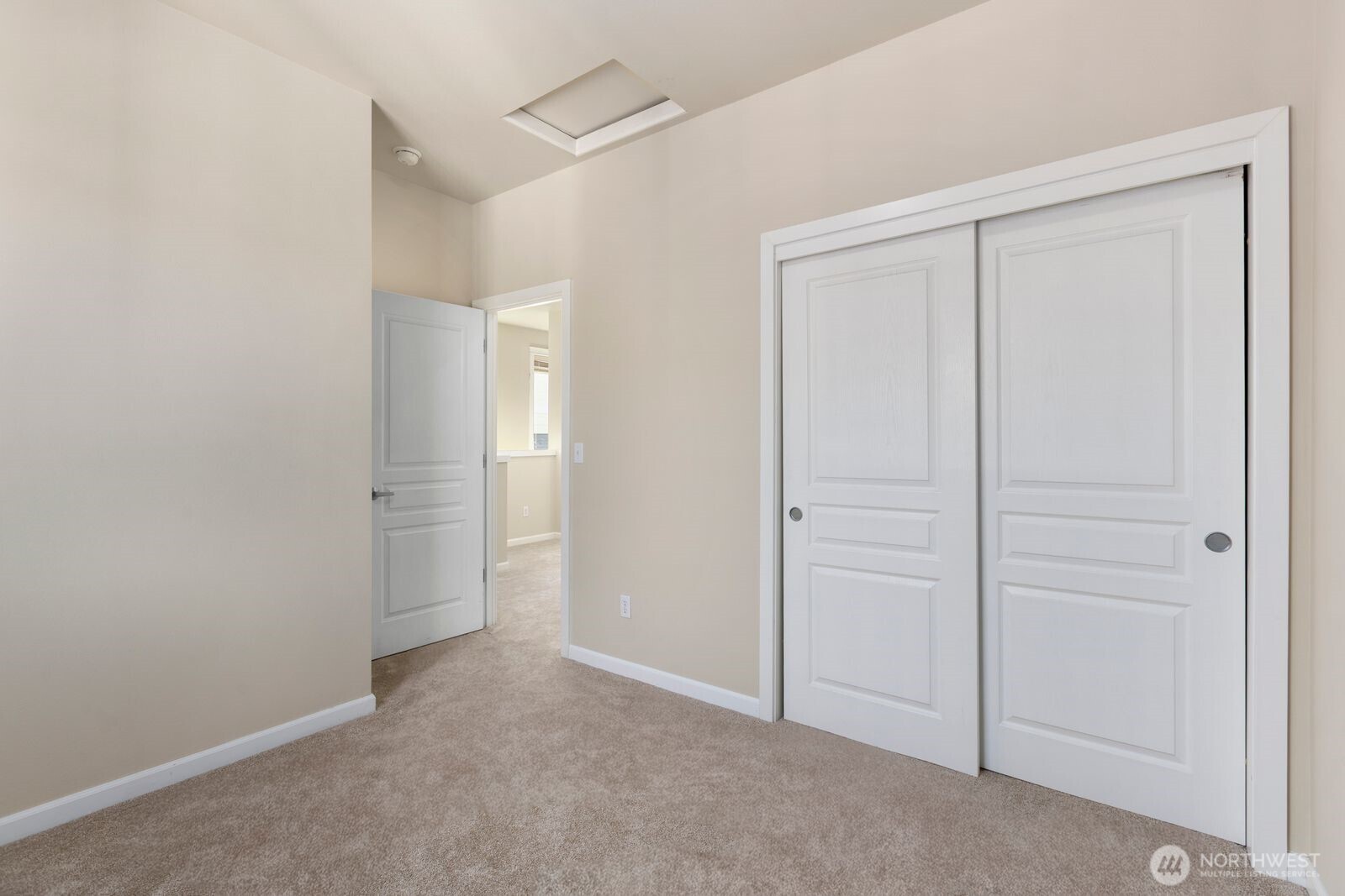 129 Spruce Street Property Photo 24