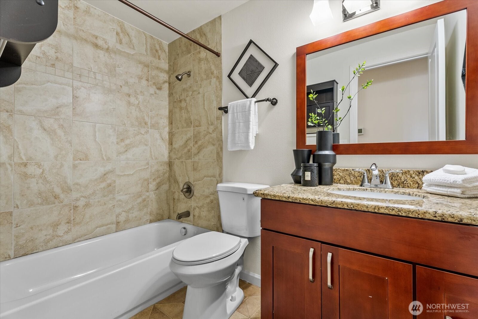 18711 64th Avenue Property Photo 14