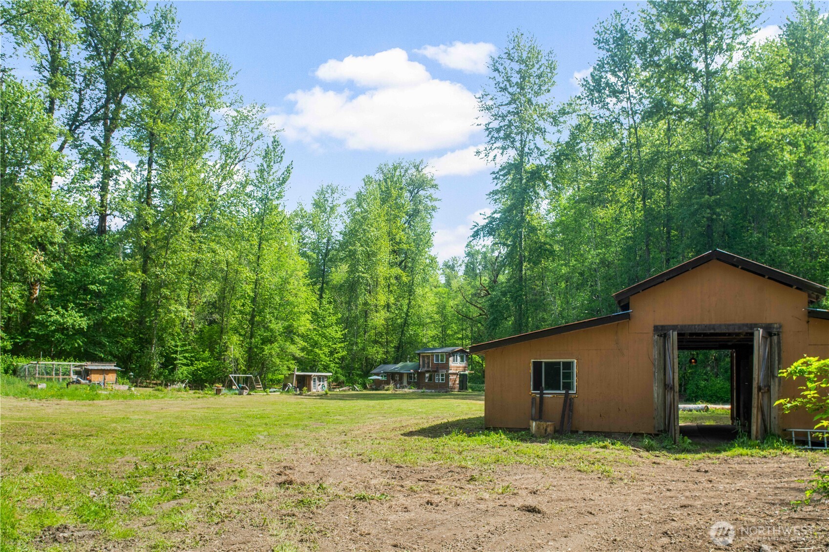 22629 36th Street Property Photo 12