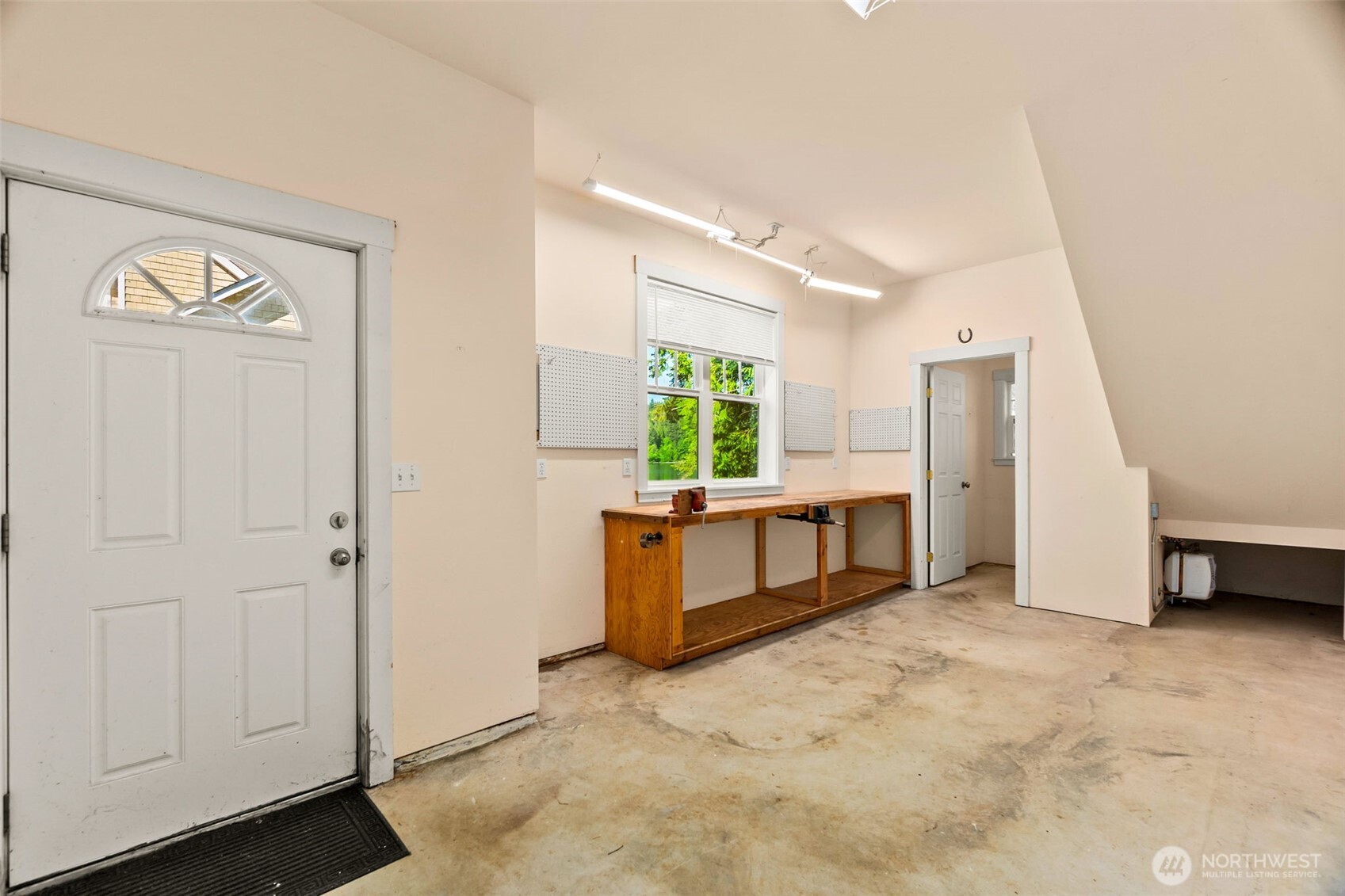 1800 E South Island Drive Property Photo 34