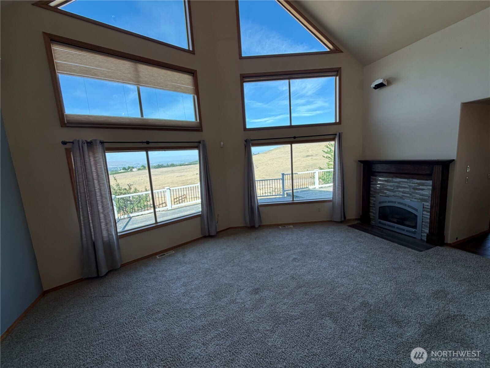 903 E Norman Road Property Photo 4