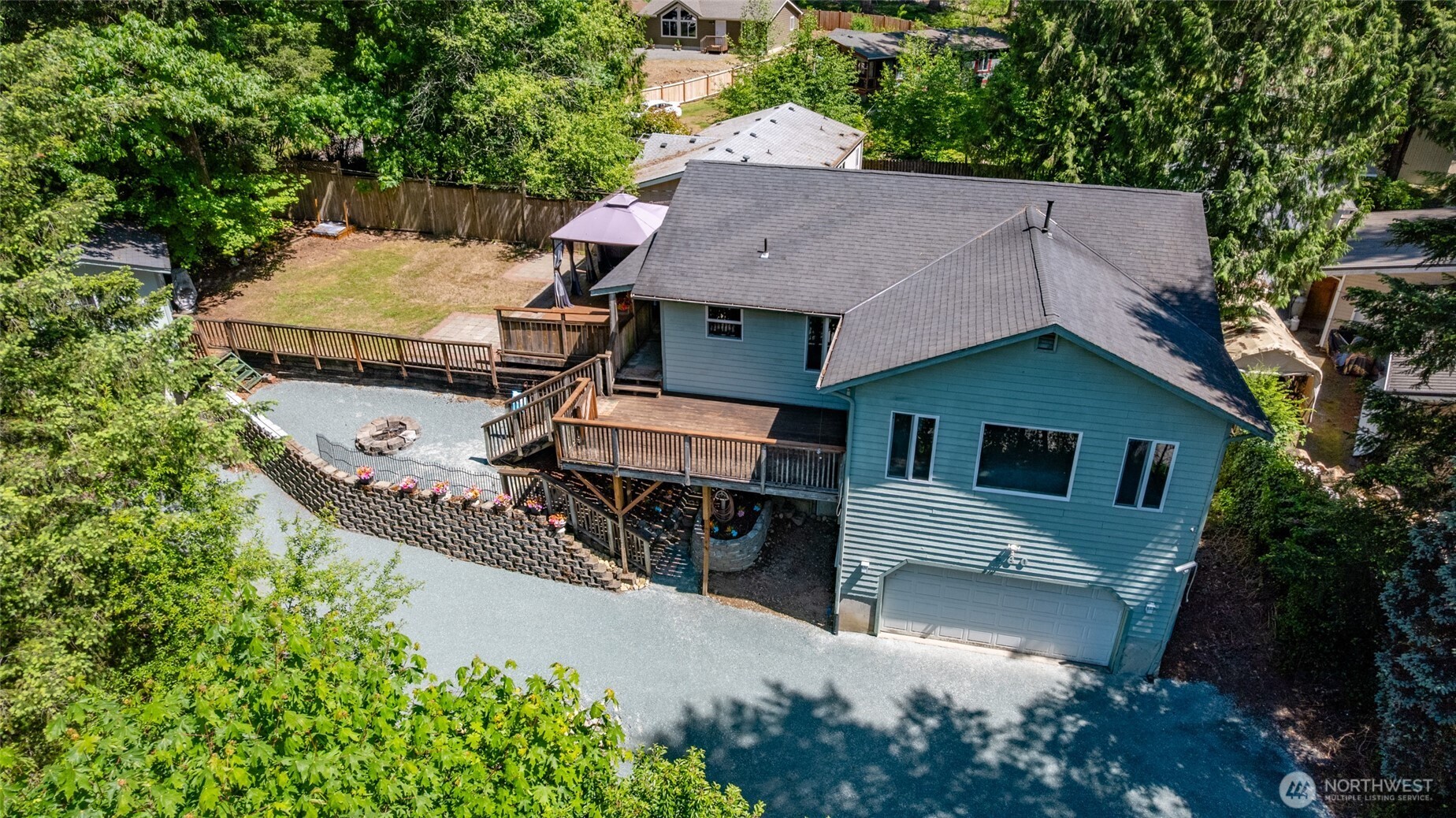 460 Lakeside Drive Property Photo 1