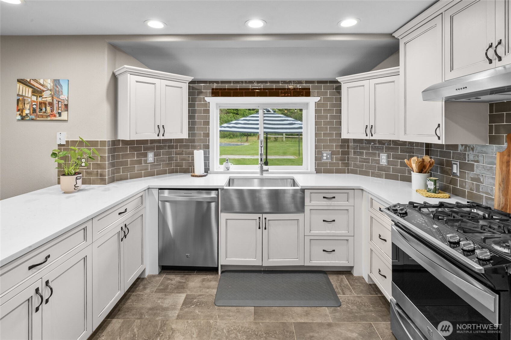 5911 Nelson Siding Road Property Photo 13
