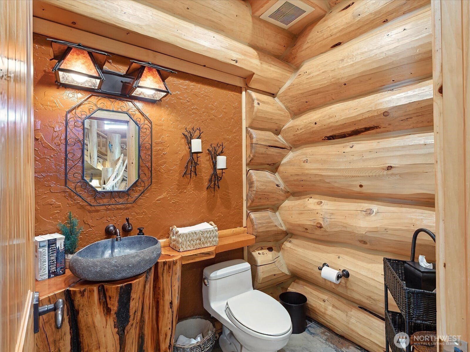 16323 Reserve Drive Property Photo 24