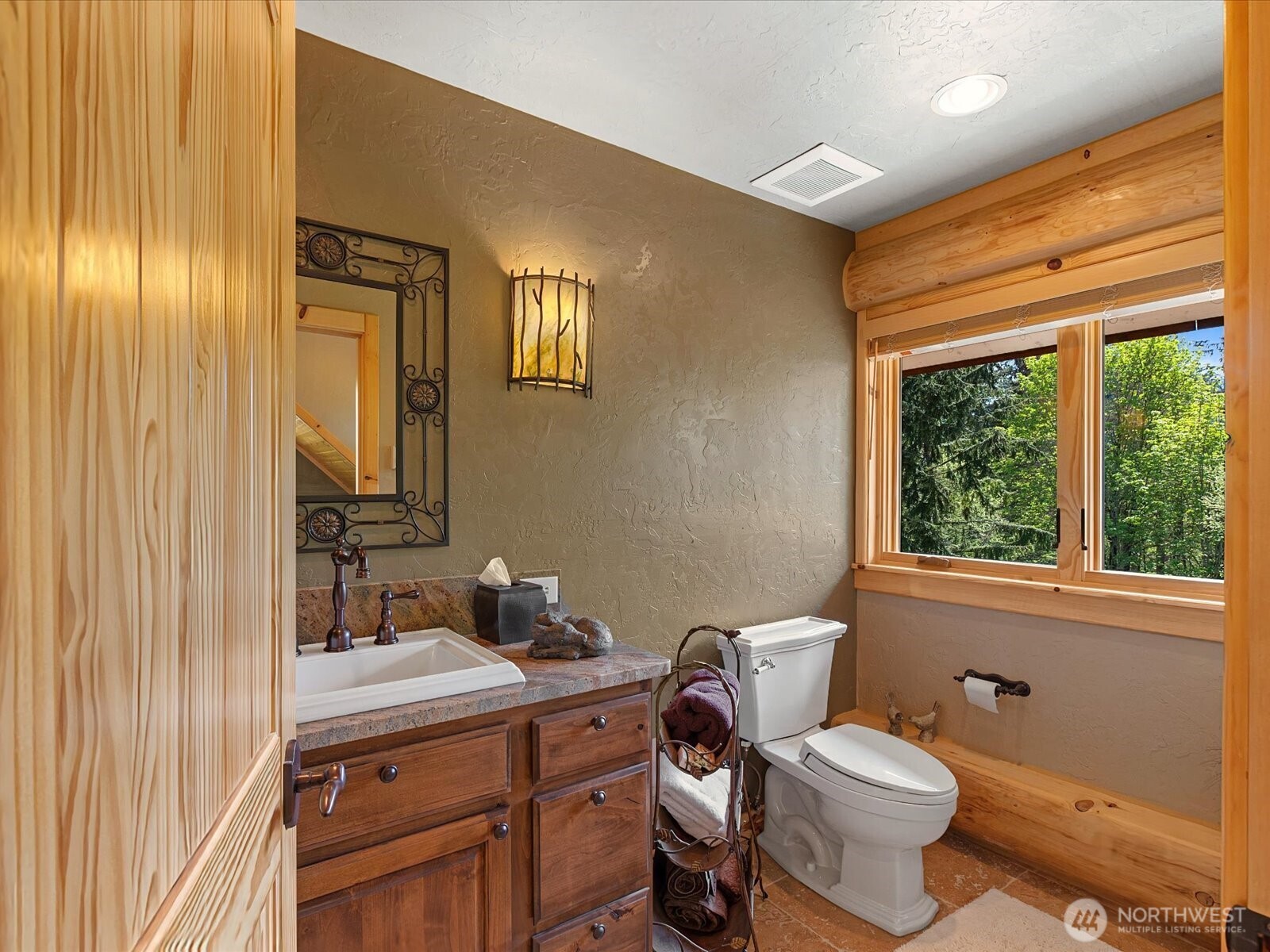 16323 Reserve Drive Property Photo 31