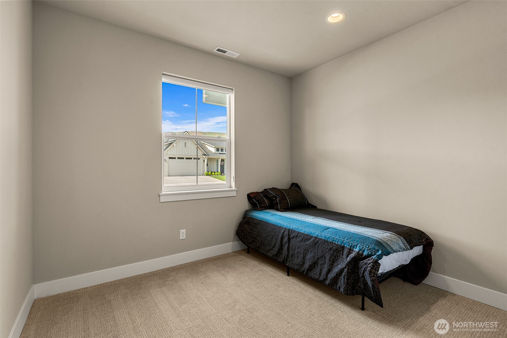 661 S Juli Avenue Property Photo 34