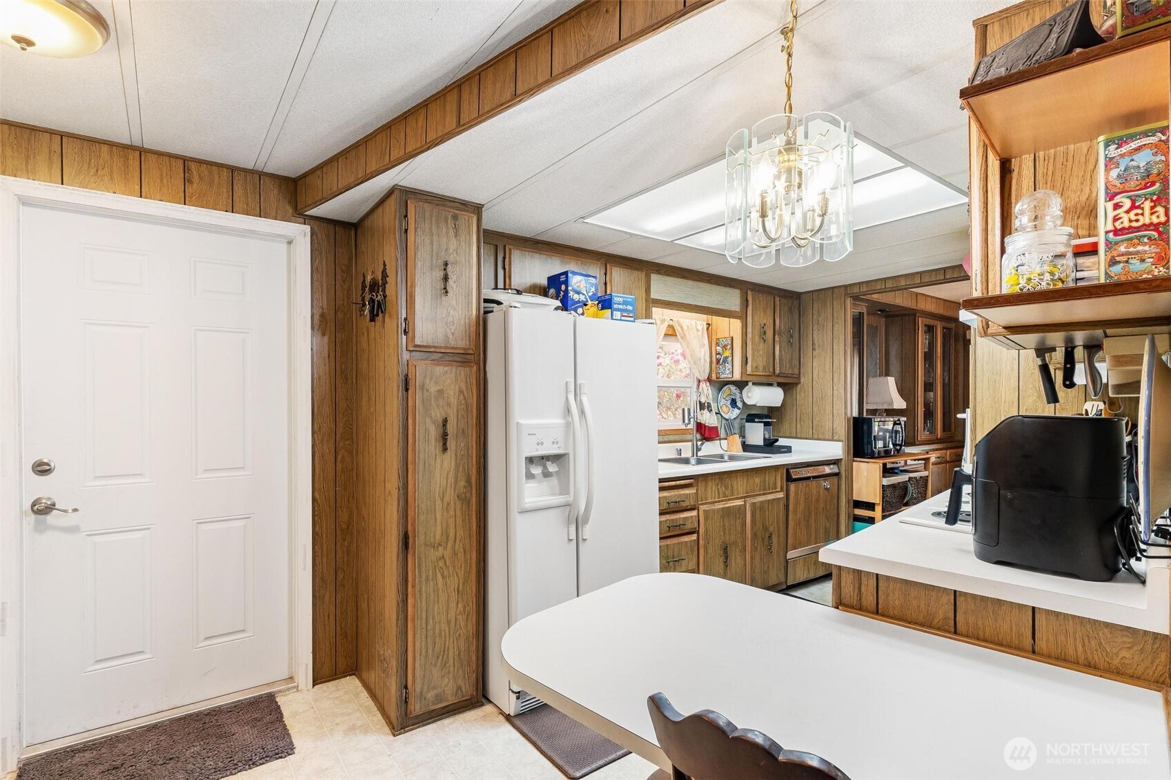 41741 Mountain View Lane Property Photo 8