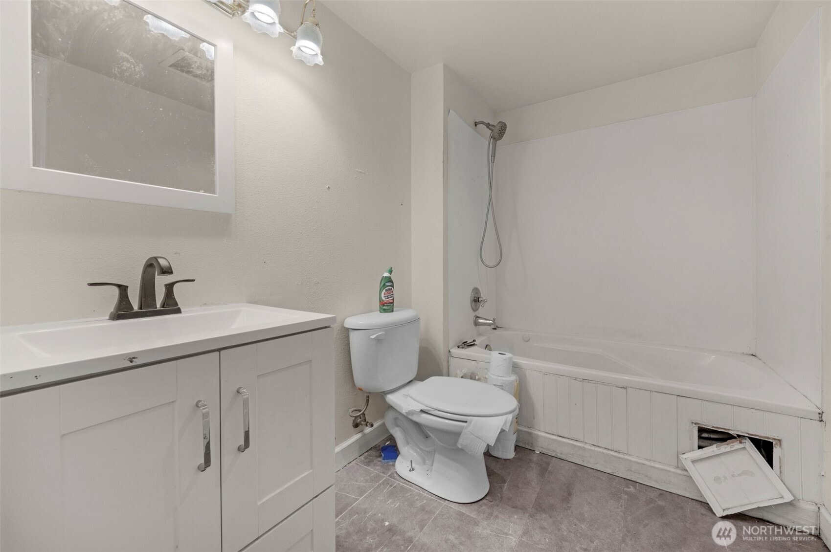 929 Pecks Drive Property Photo 11