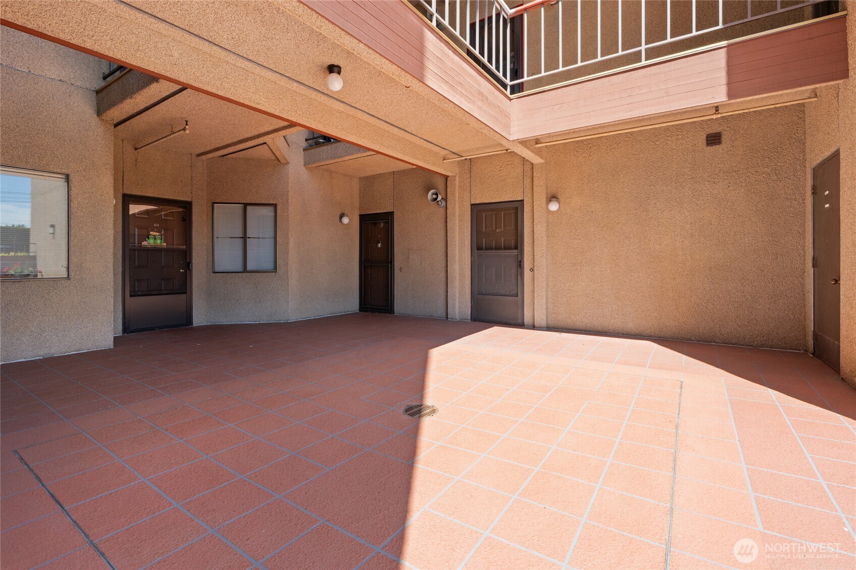 1902 Bridgeport Way 106 Property Photo 5