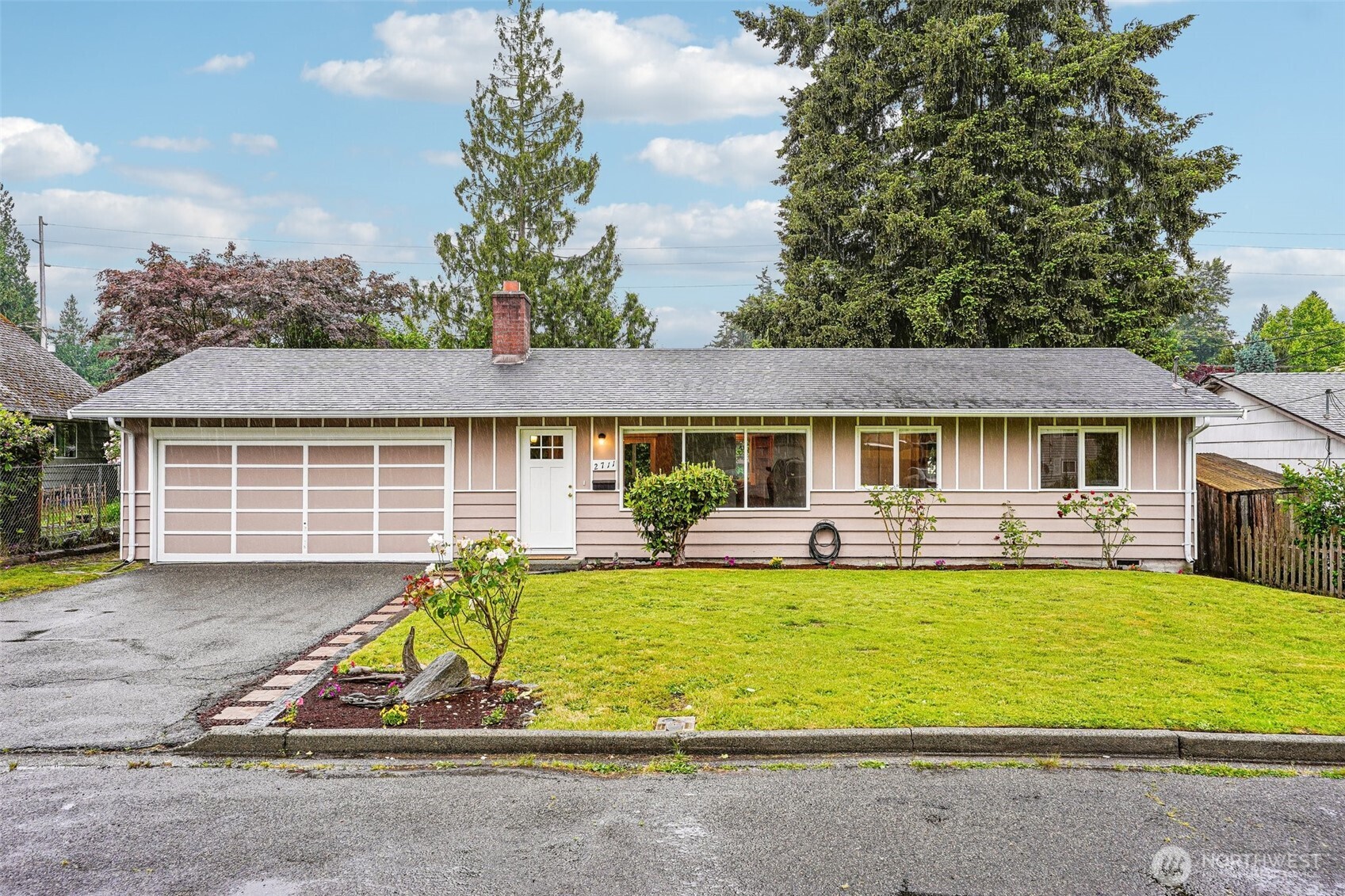 2711 N Street Property Photo 1