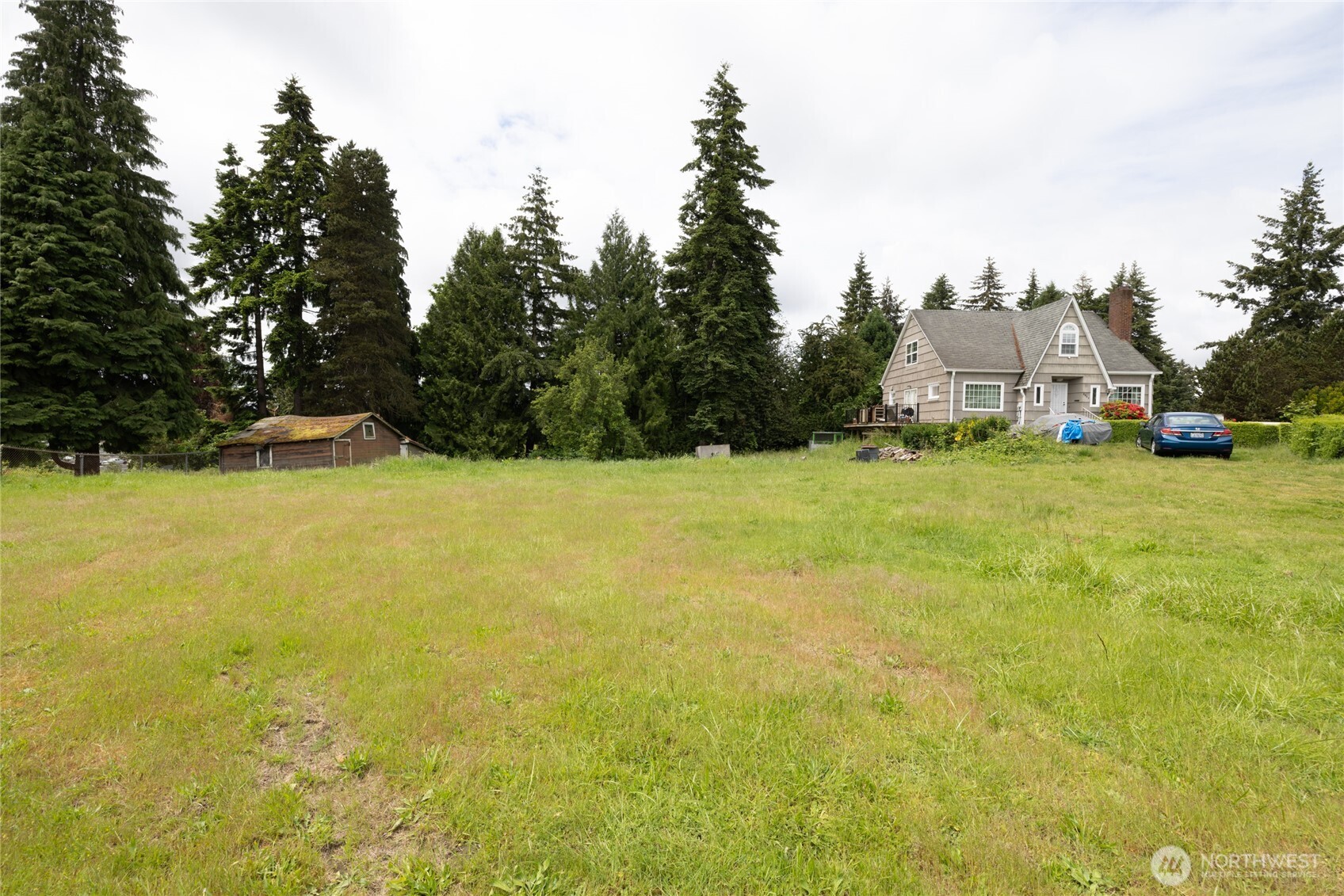 2504 S Steele Street Property Photo 4