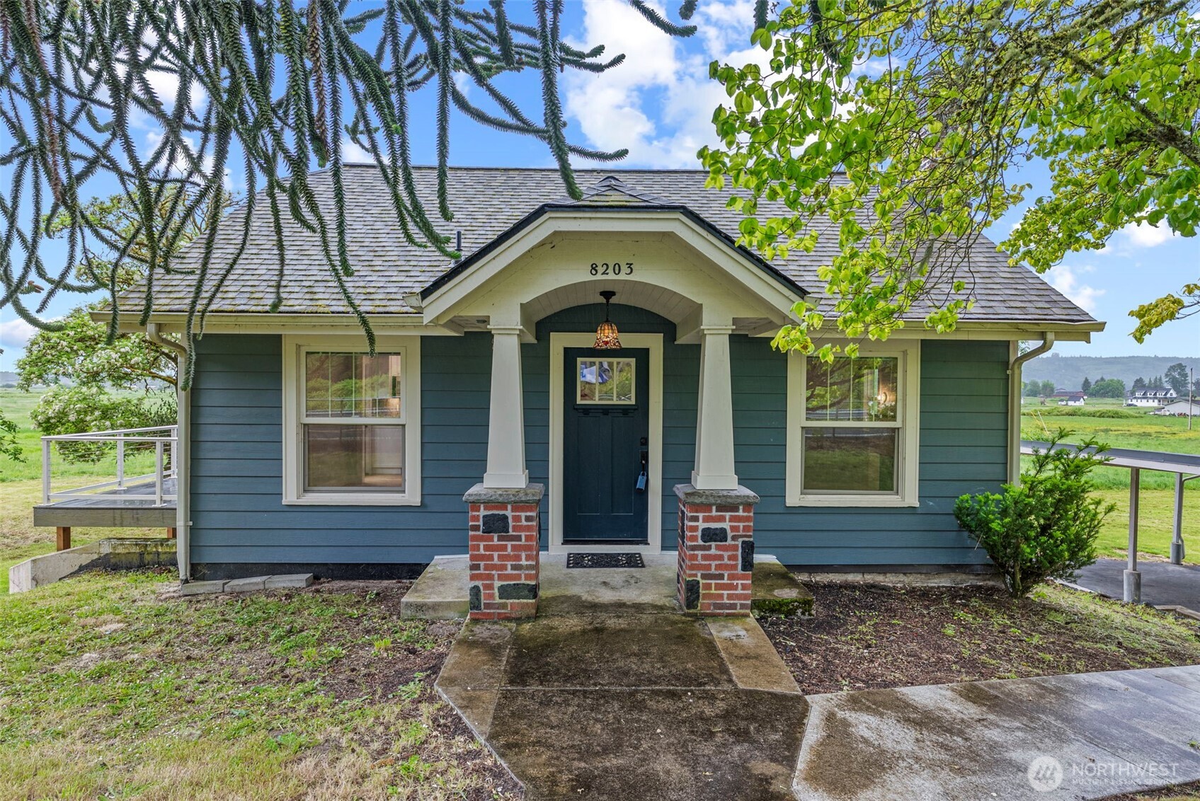 8203 Willow Grove Road Property Photo 1