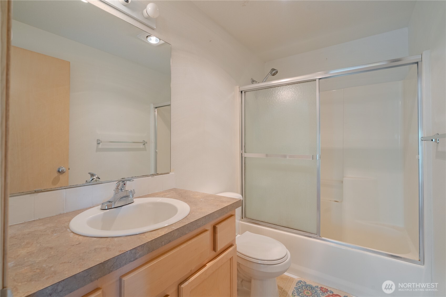 1115 W 33rd Way Property Photo 17