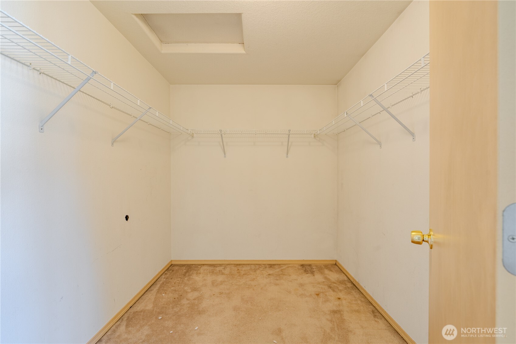 1115 W 33rd Way Property Photo 23
