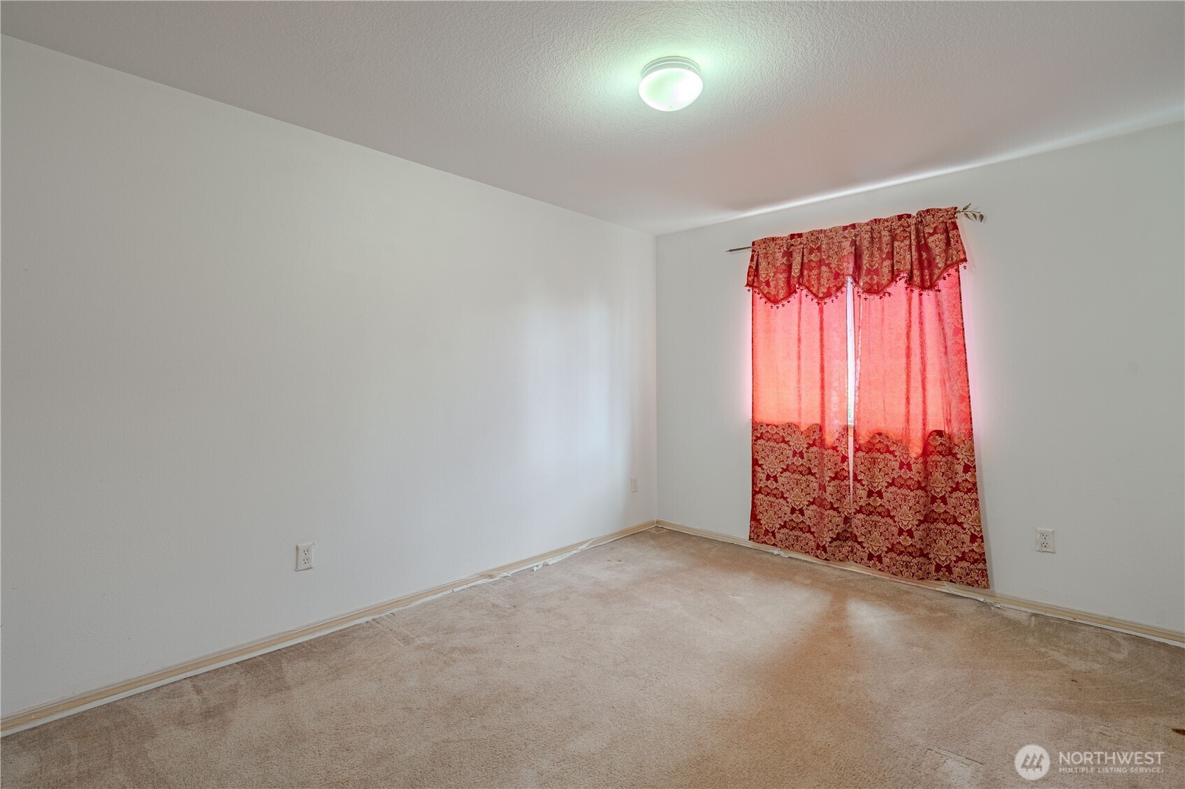 1115 W 33rd Way Property Photo 26