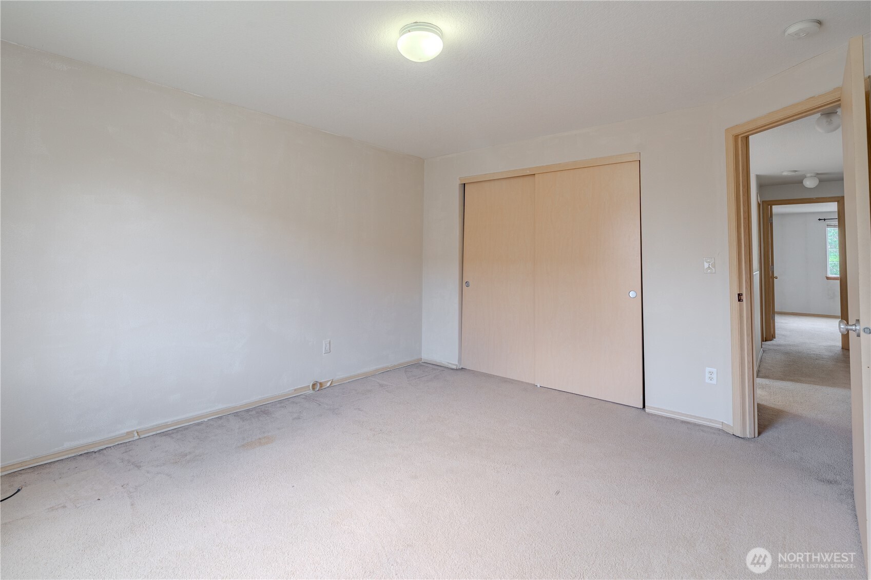 1115 W 33rd Way Property Photo 29