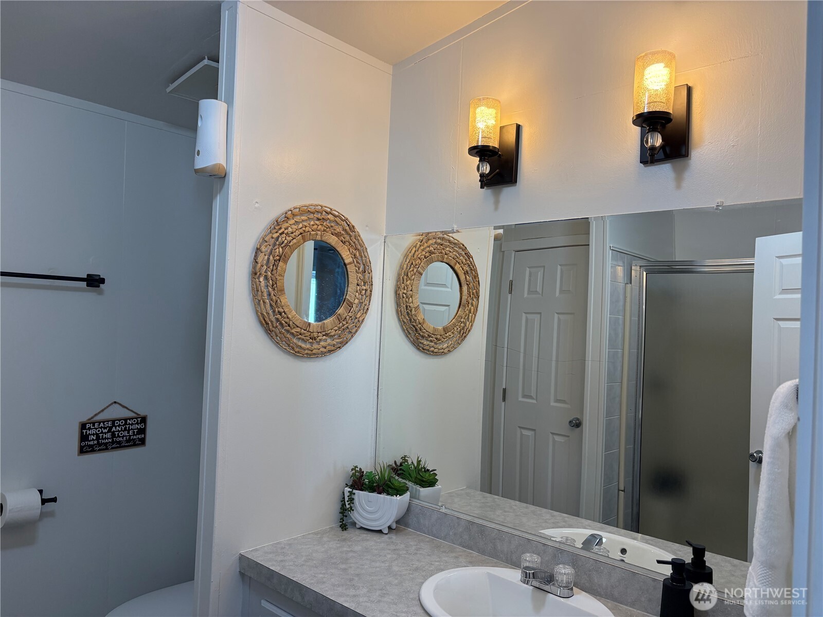 707 Hunter Avenue Property Photo 17