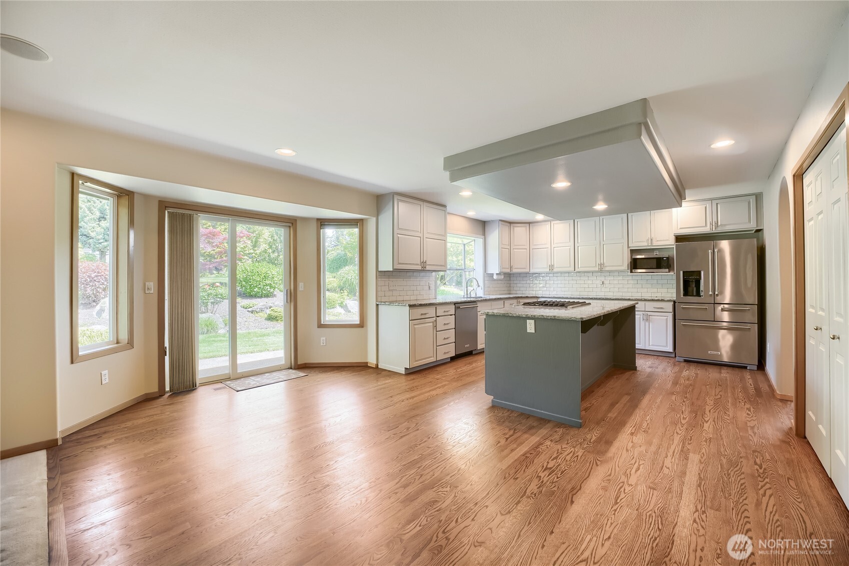 5018 S 279th Street Property Photo 10