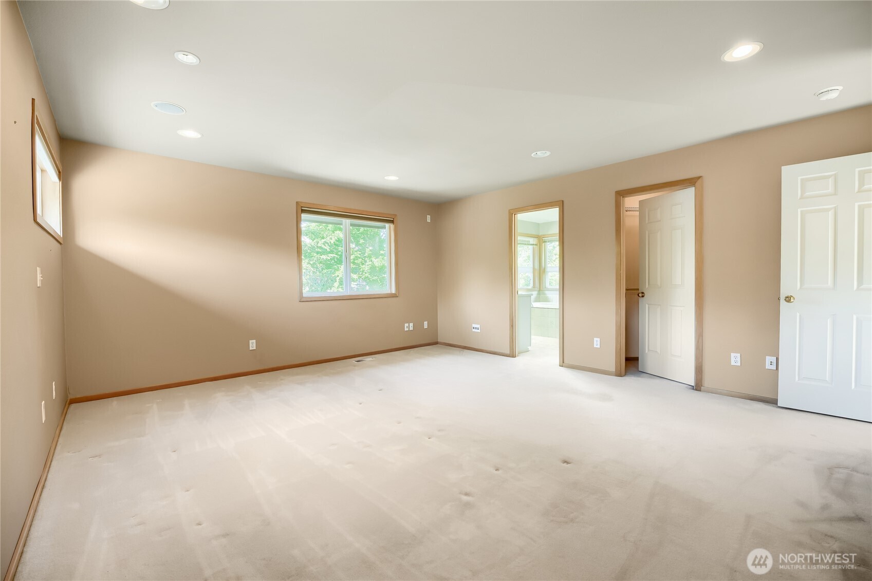 5018 S 279th Street Property Photo 12