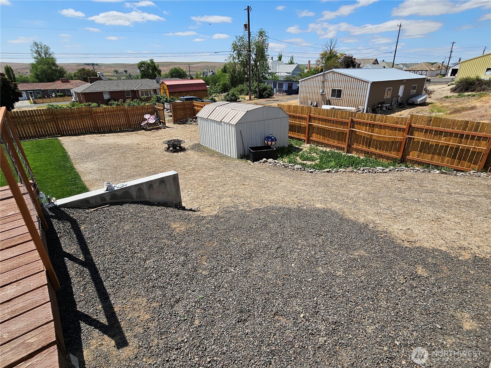 114 E 7th Street Property Photo 34