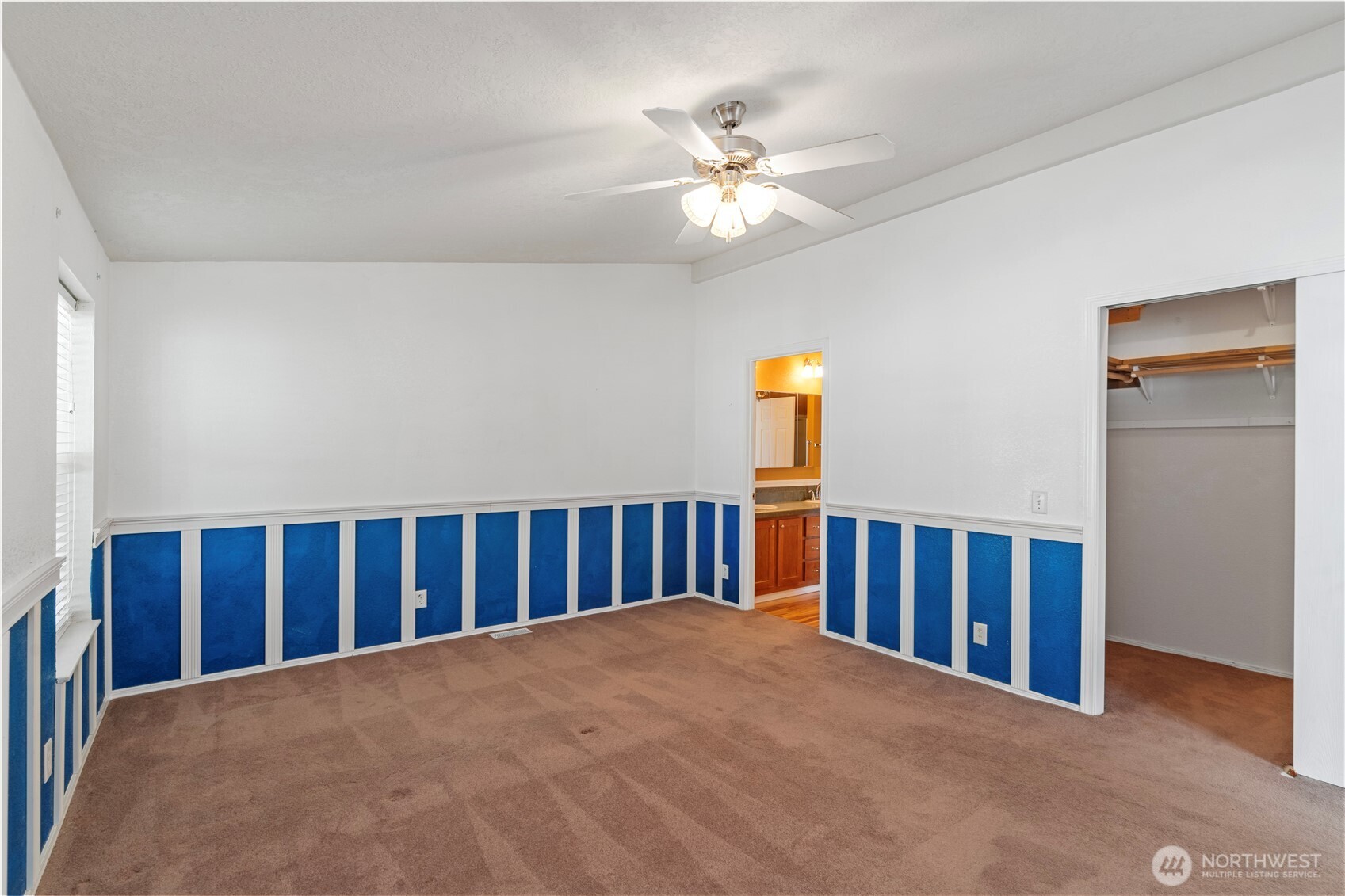 77 Clemons Road 104 Property Photo 6