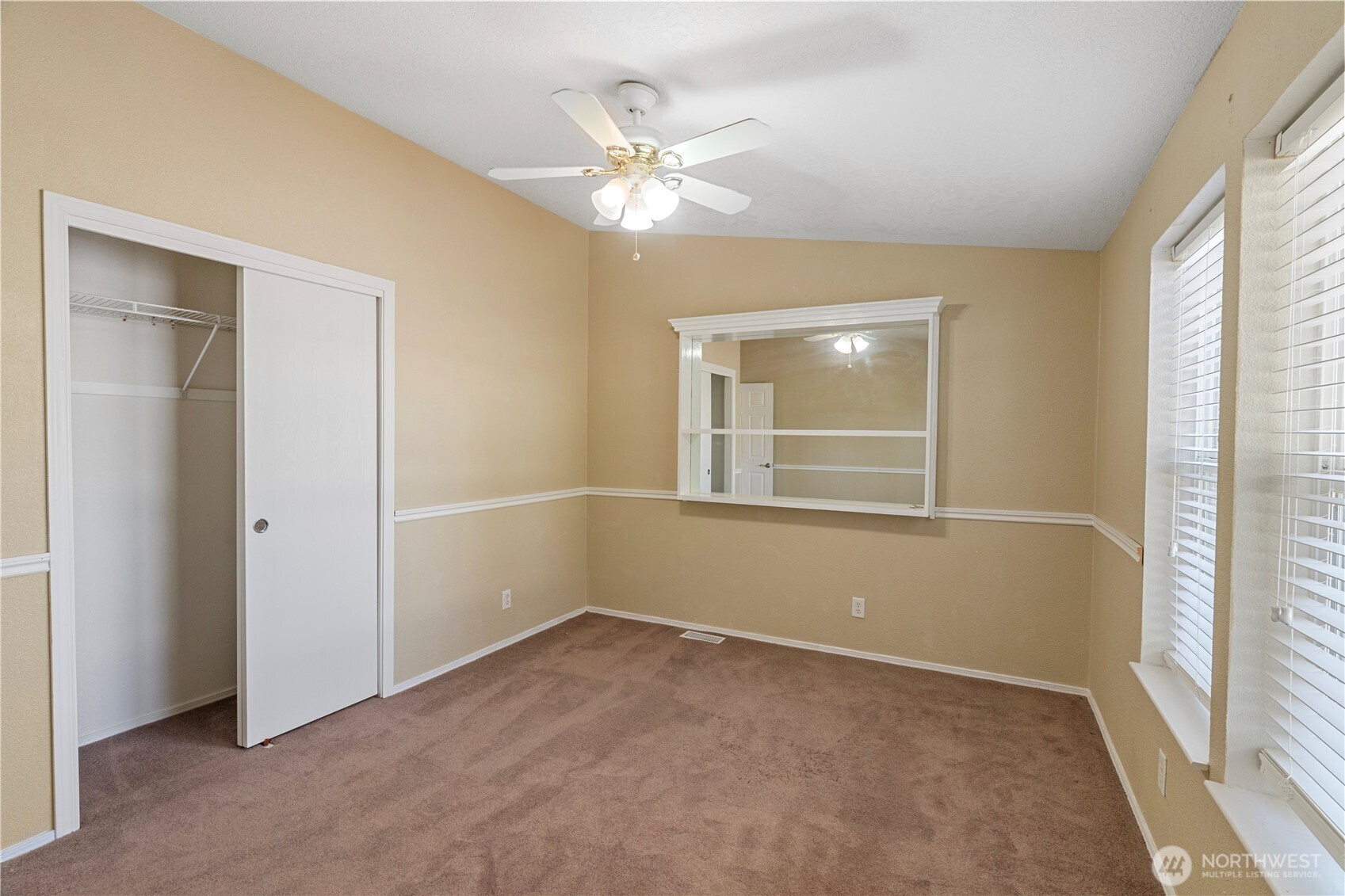 77 Clemons Road 104 Property Photo 15