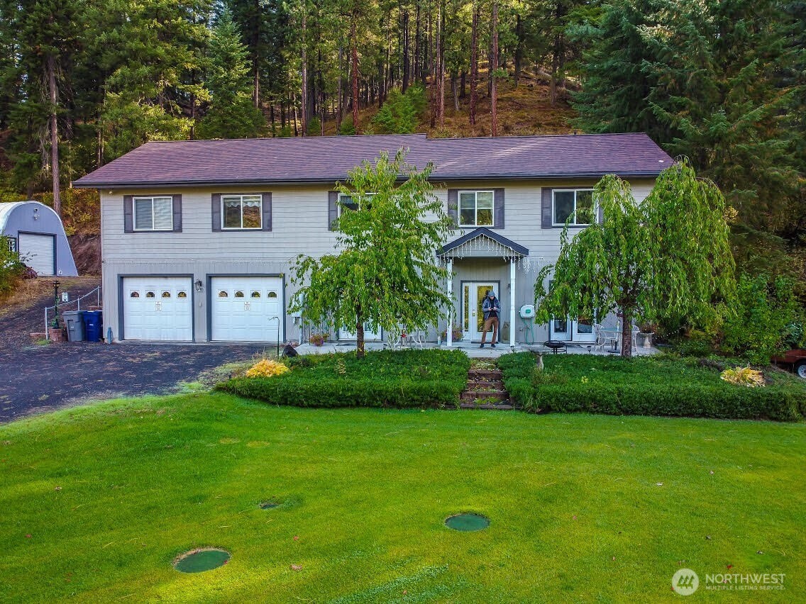 12465 Chumstick Highway Property Photo 2