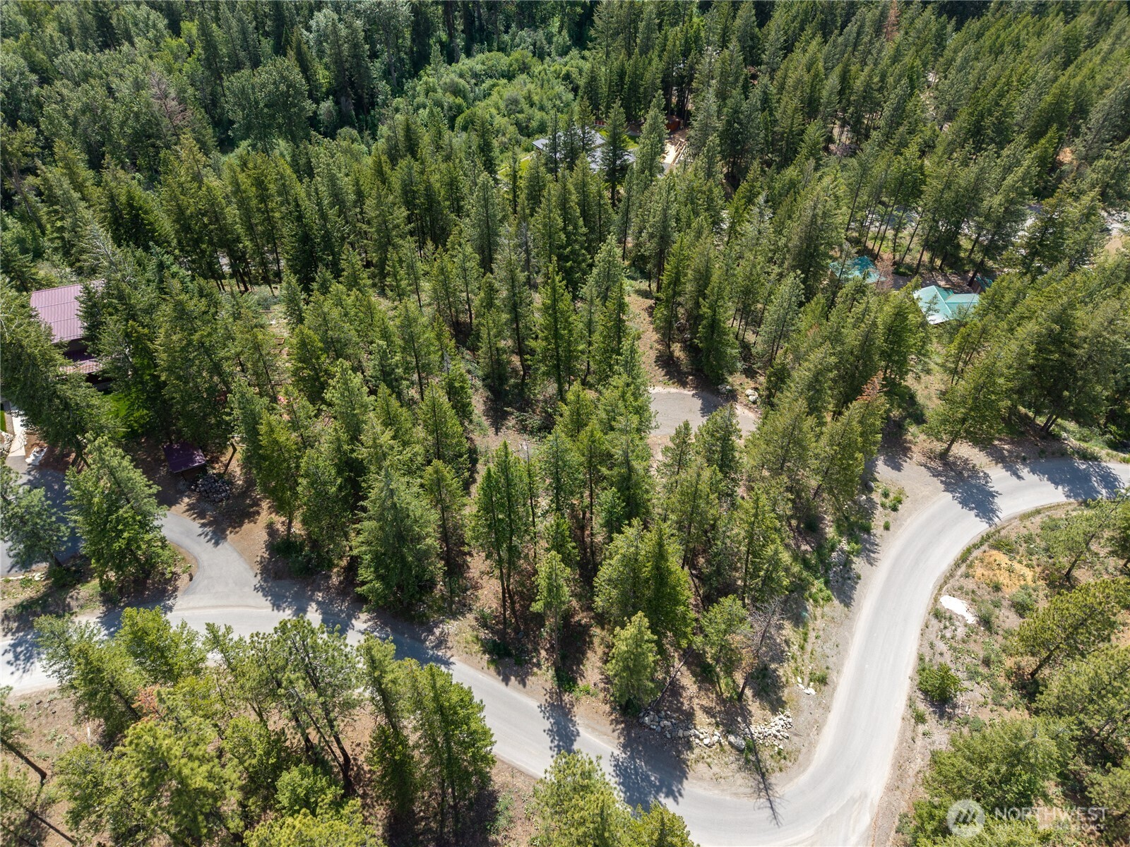 6 Homestead Road Property Photo 37