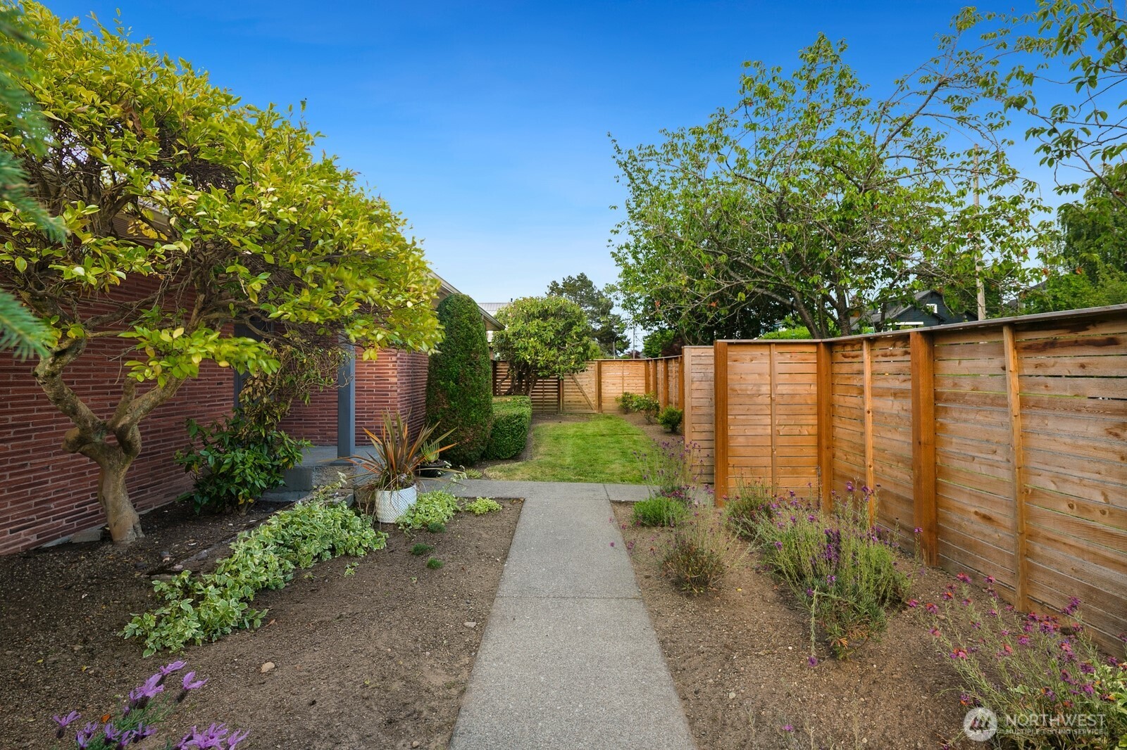 2904 W Tilden Street Property Photo 16