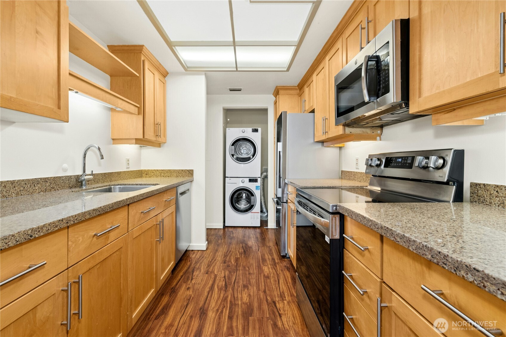 1301 Spring Street 8b Property Photo 12