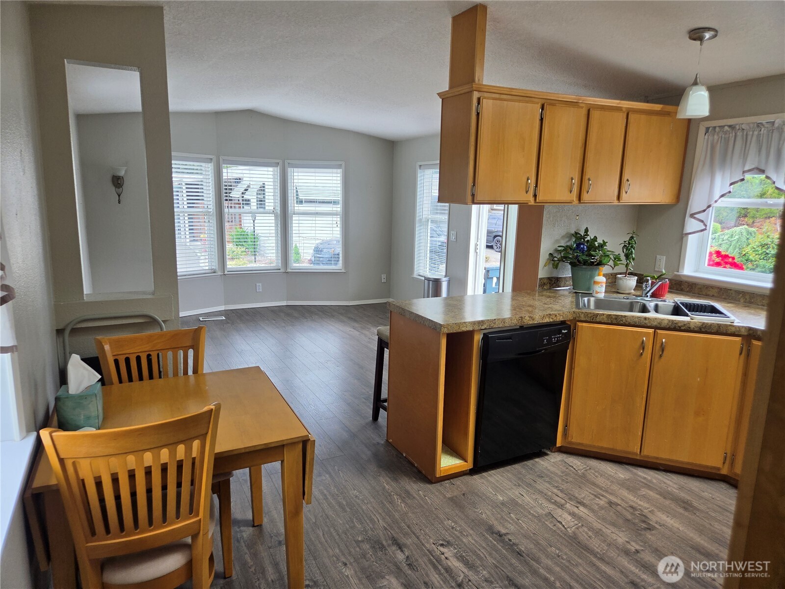 3702 Hunt Street 30 Property Photo 15