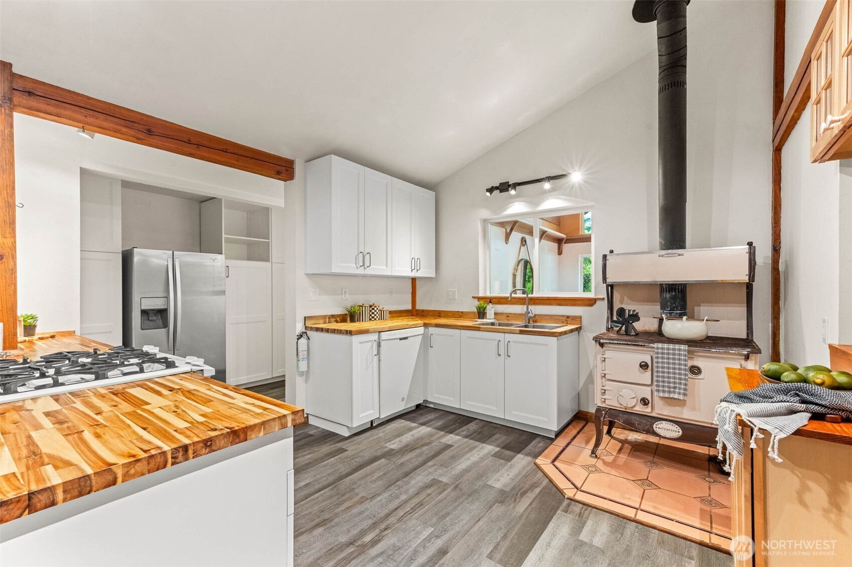 20226 Neat Road Property Photo 7