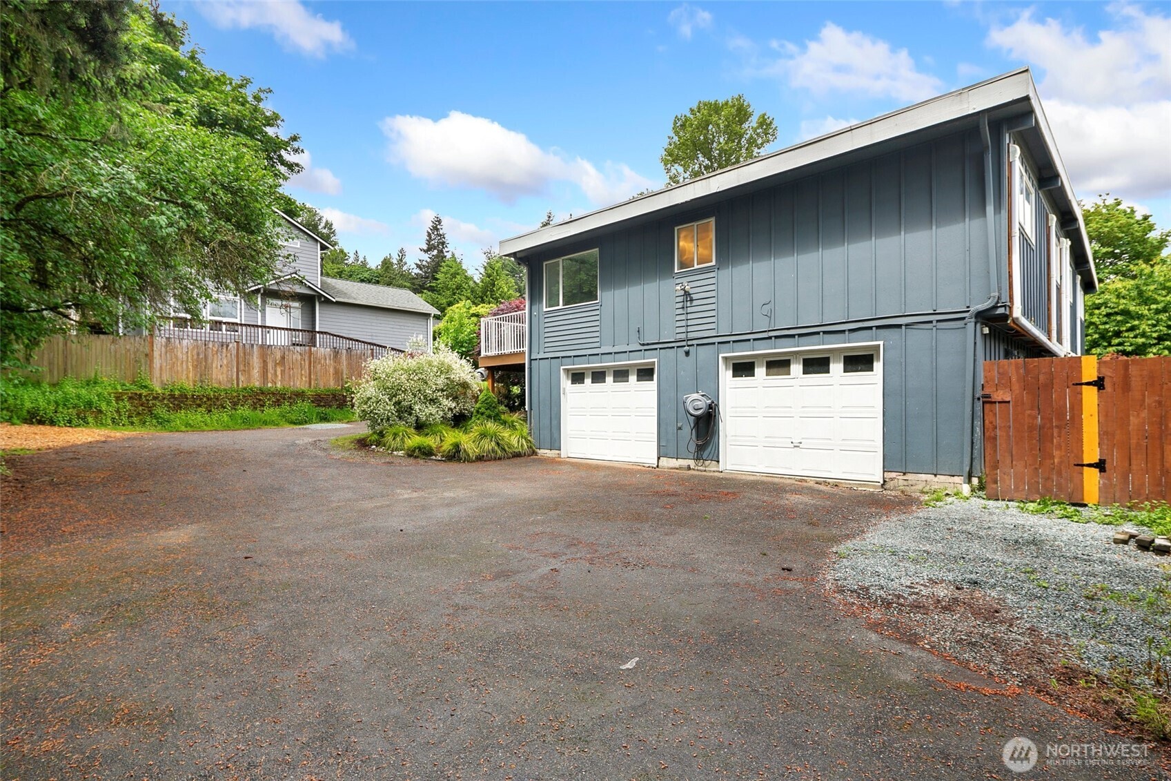 2320 Ravenna Street Property Photo 2