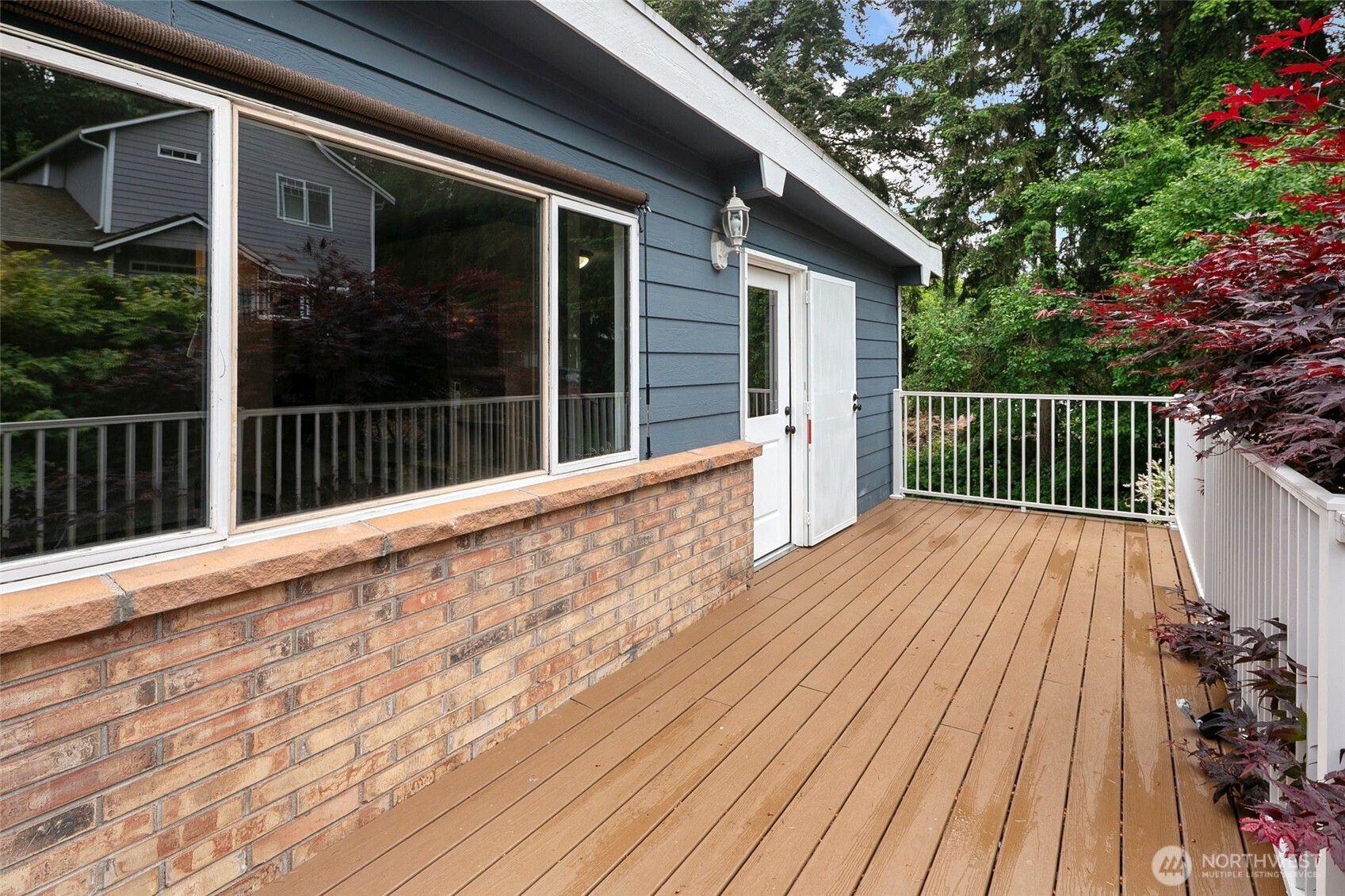 2320 Ravenna Street Property Photo 4