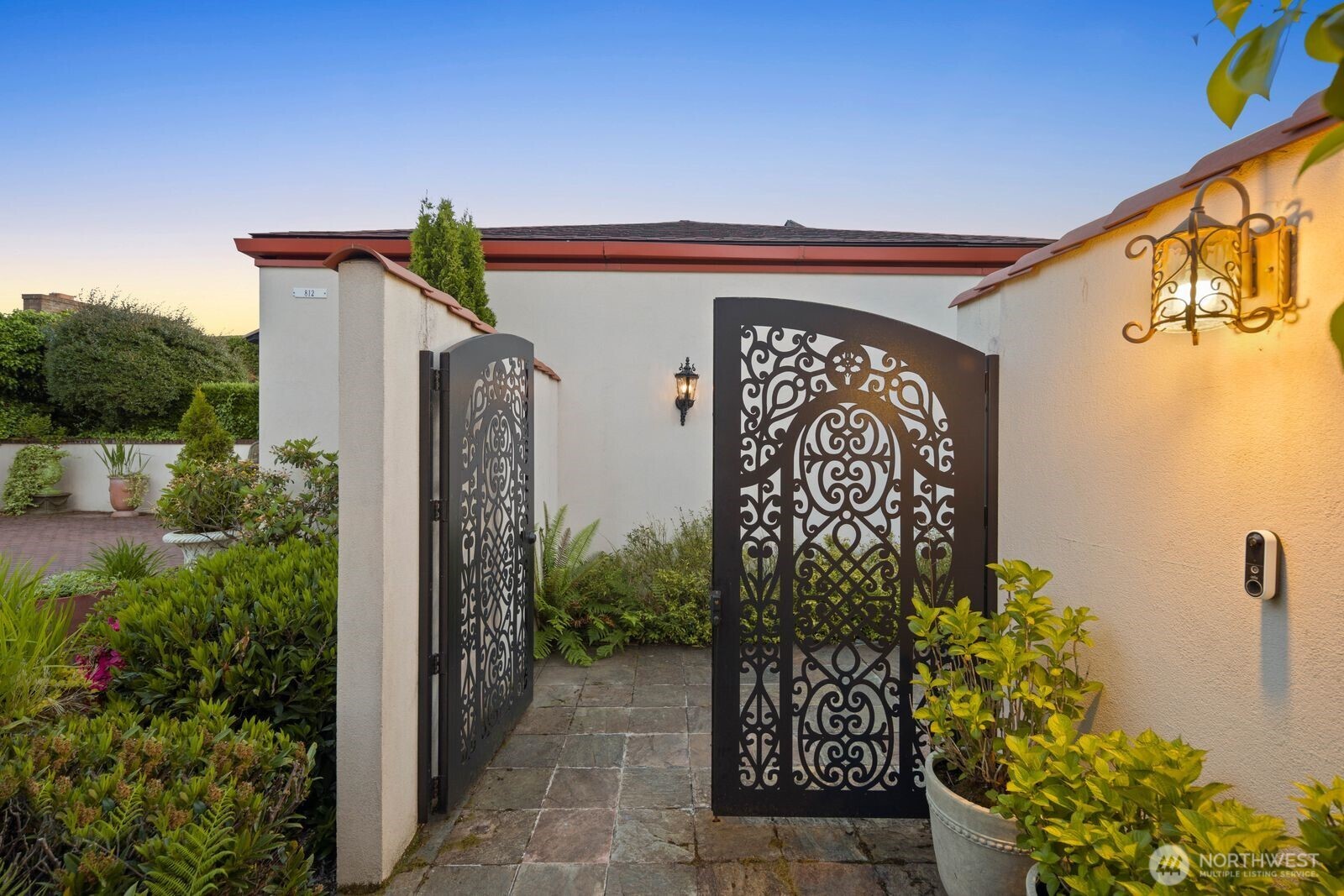 812 S Marine Hills Way Property Photo 4