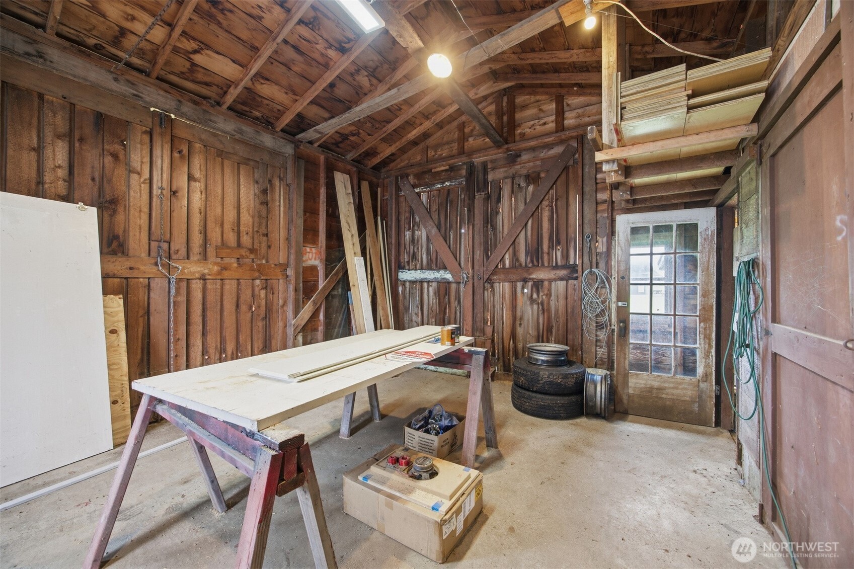 108 W Bartlett Road Property Photo 30