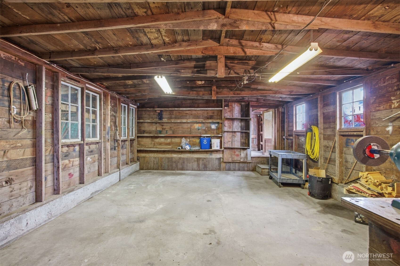 108 W Bartlett Road Property Photo 32