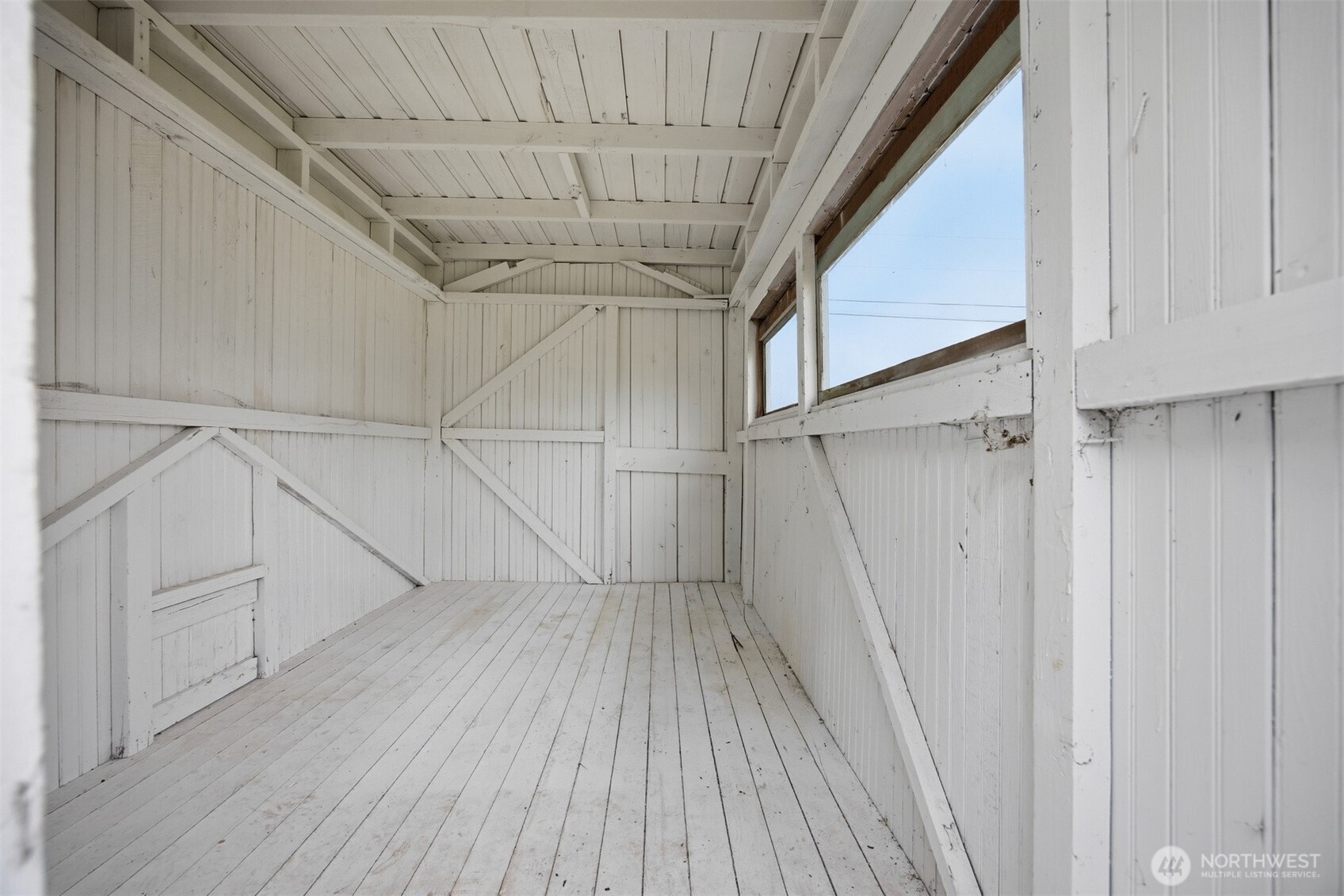 108 W Bartlett Road Property Photo 36