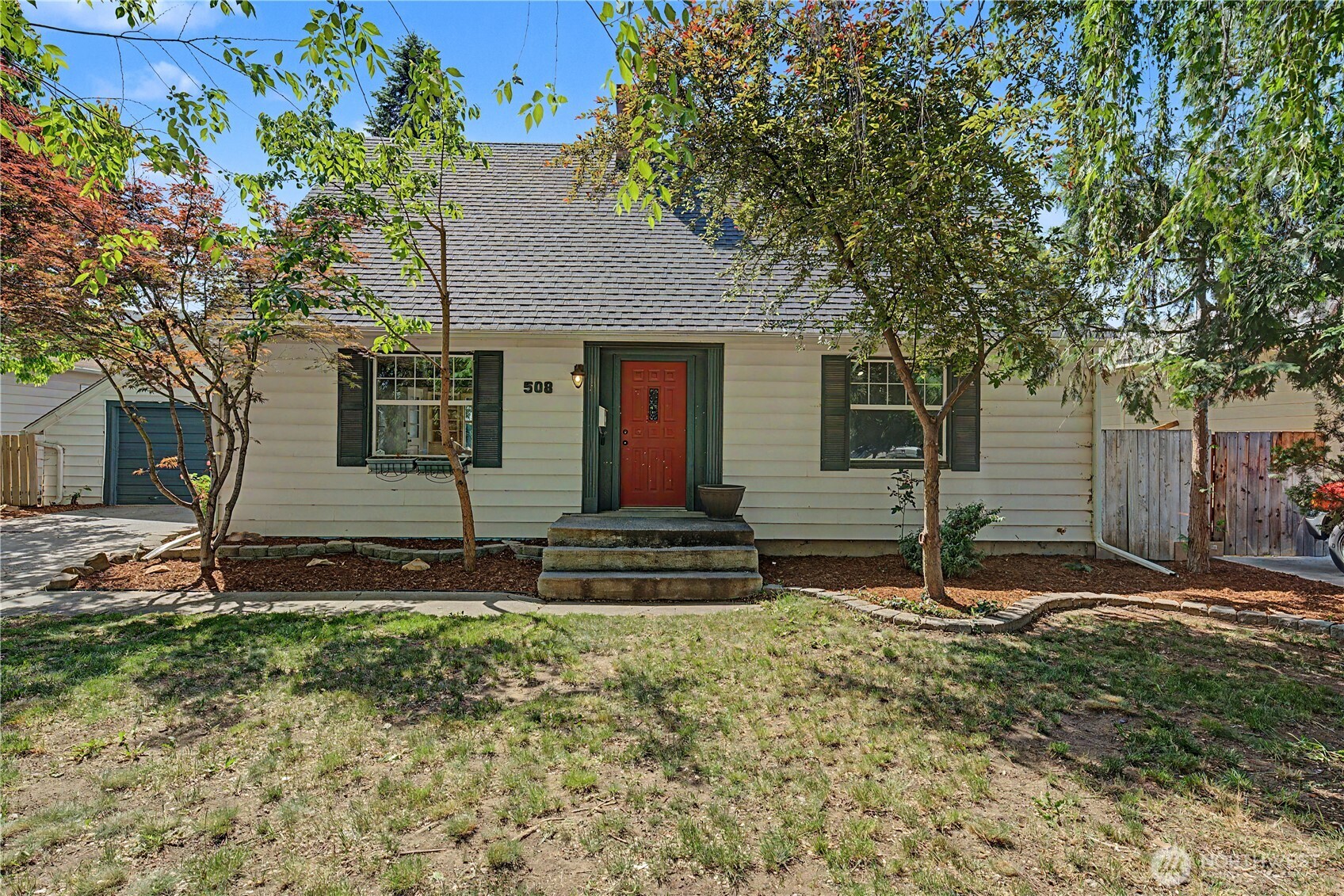508 S Franklin Avenue Property Photo 3