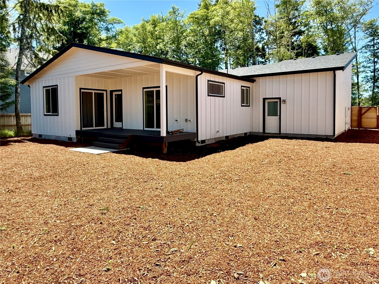 382 Lake View Loop Property Photo 9